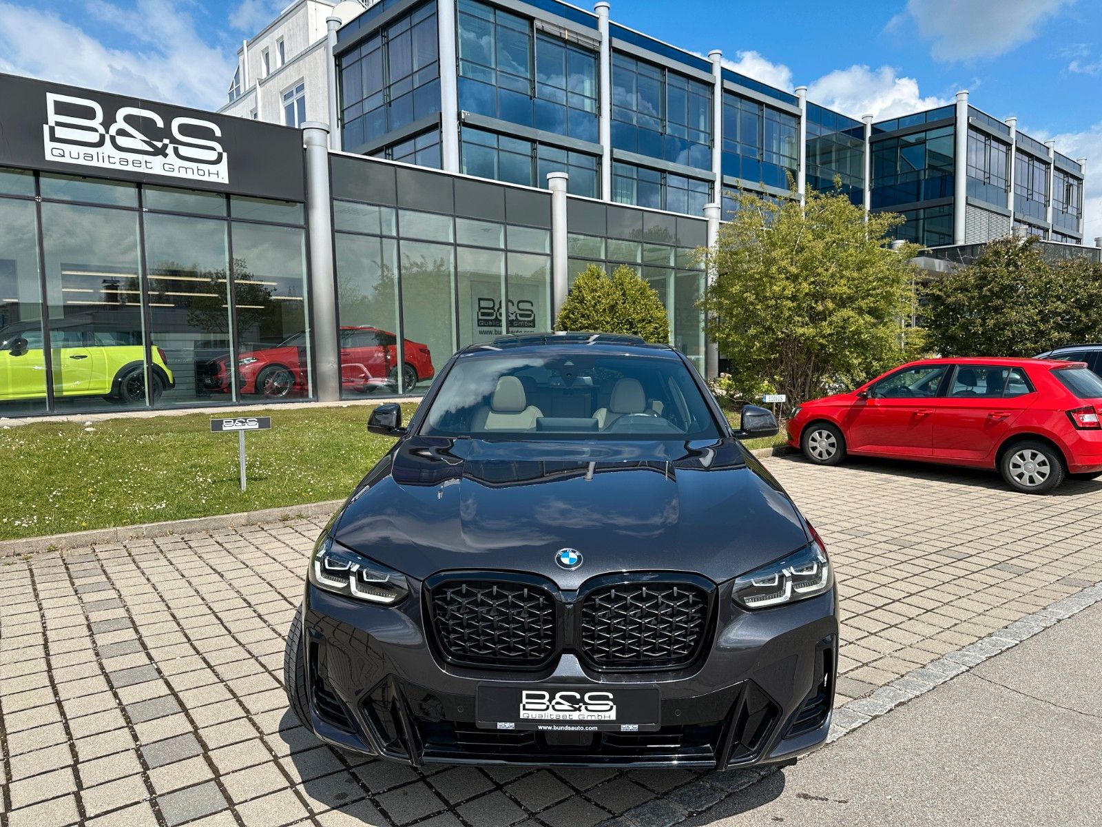 Fahrzeugabbildung BMW X4 xDrive 20d MSport ACC,PANO,HARMAN,LED,Usw