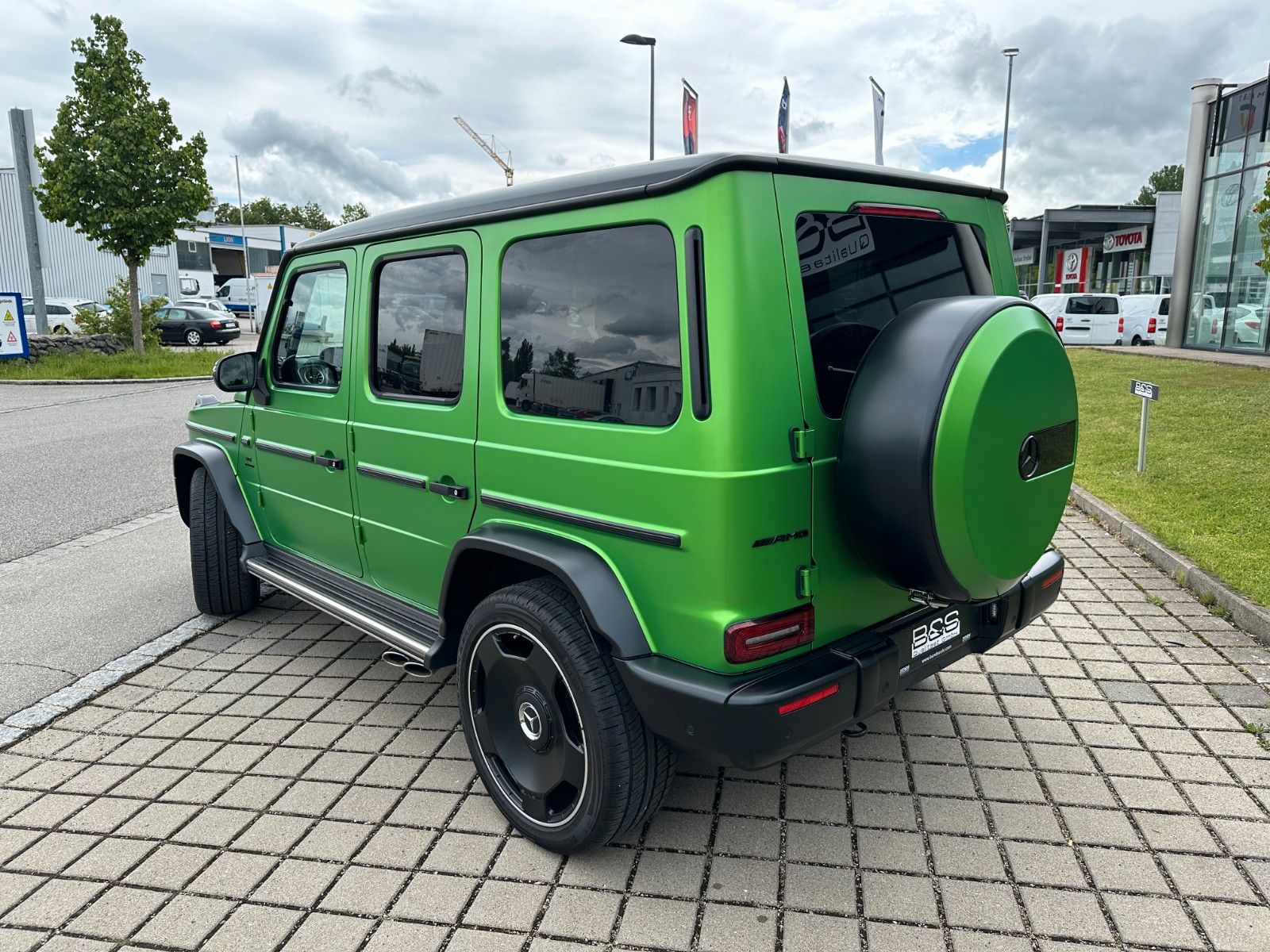 Fahrzeugabbildung Mercedes-Benz G 63 AMG DISTR,BURM,SHD,MANUFAKTUR,360,22"