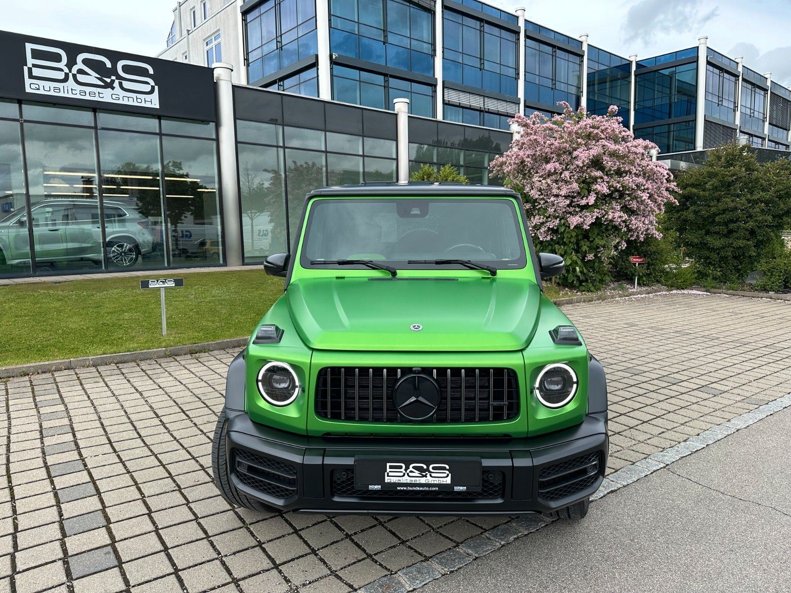 Fahrzeugabbildung Mercedes-Benz G 63 AMG DISTR,BURM,SHD,MANUFAKTUR,360,22"