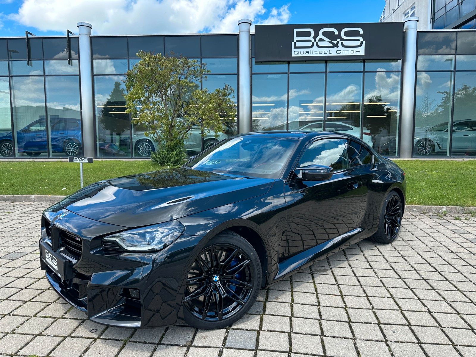 Fahrzeugabbildung BMW M2 Coupe HARMAN,Handschalter,LED,HUD,Usw.