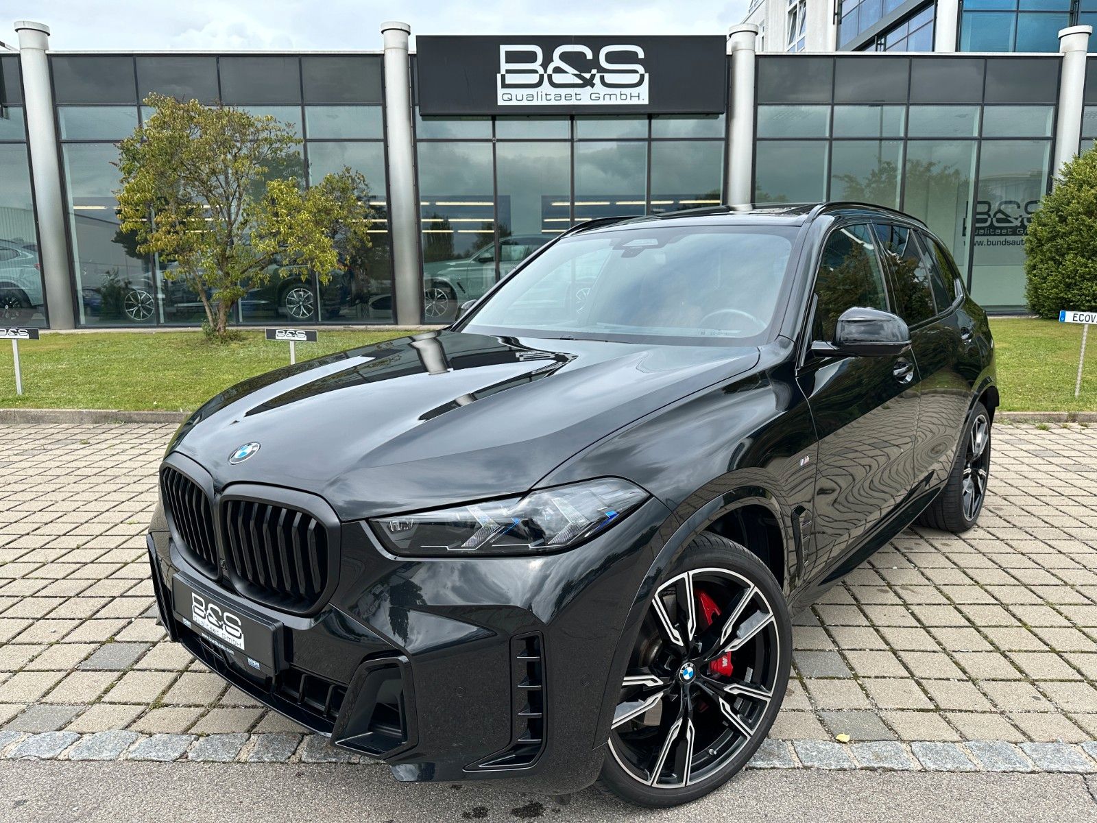 Fahrzeugabbildung BMW X5 30d xDrive MSport ACC,HUD,SKYL,HARMAN,SOFTCL