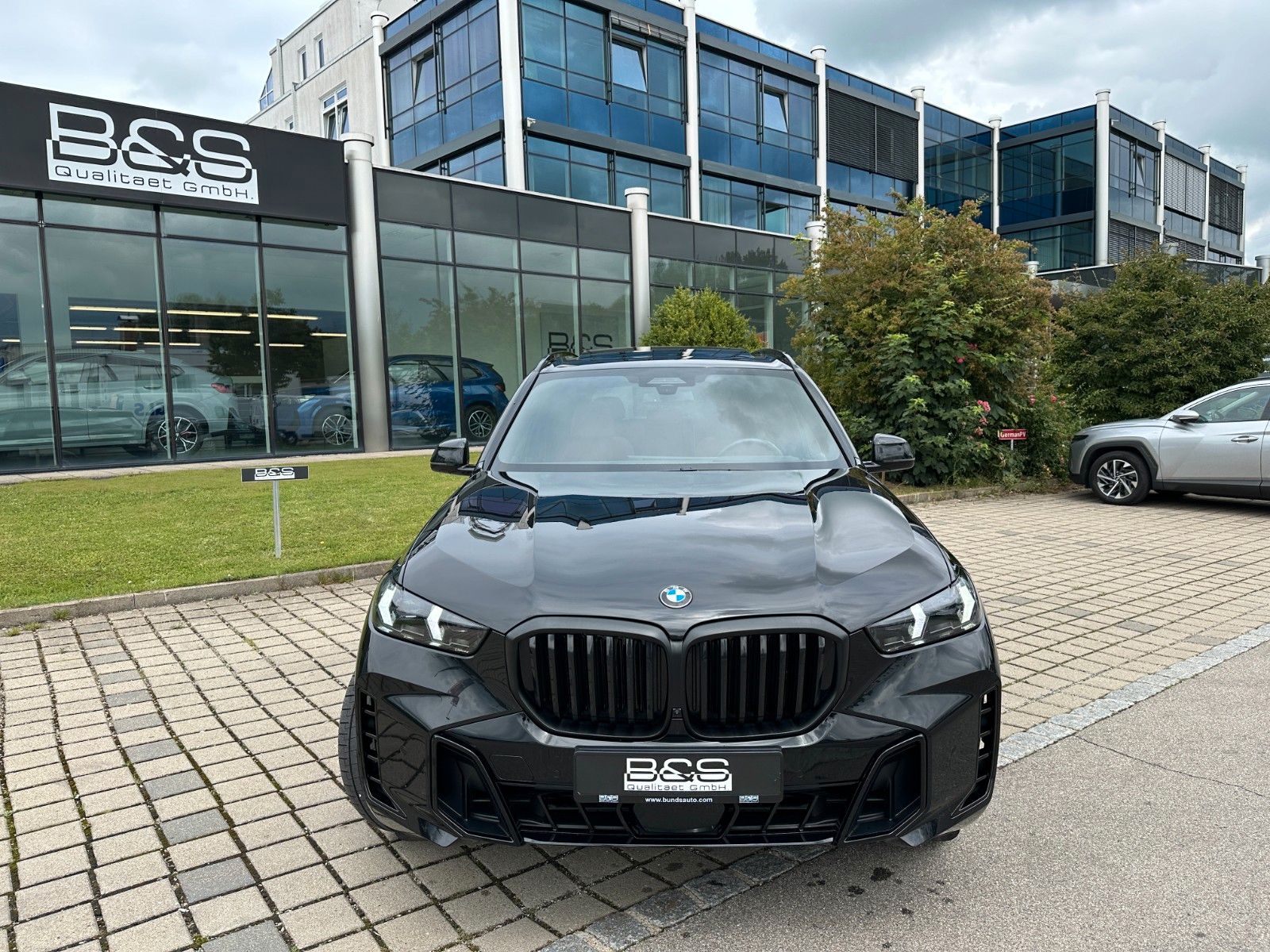 Fahrzeugabbildung BMW X5 30d xDrive MSport ACC,HUD,SKYL,HARMAN,SOFTCL