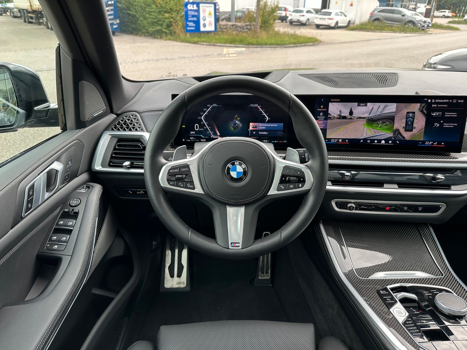 Fahrzeugabbildung BMW X5 30d xDrive MSport ACC,HUD,PANO,HARMAN,LUFT...