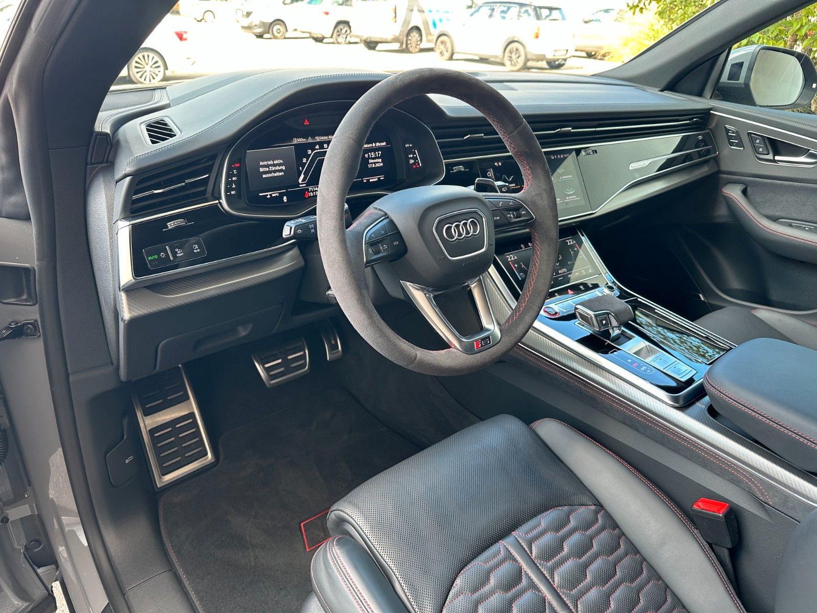 Fahrzeugabbildung Audi RSQ8 4.0 TFSI quattro ACC,HUD,PANO,B&O,SOFTCL...