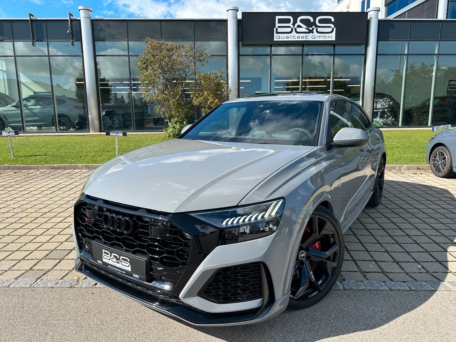 Fahrzeugabbildung Audi RSQ8 4.0 TFSI quattro ACC,HUD,PANO,B&O,SOFTCL...