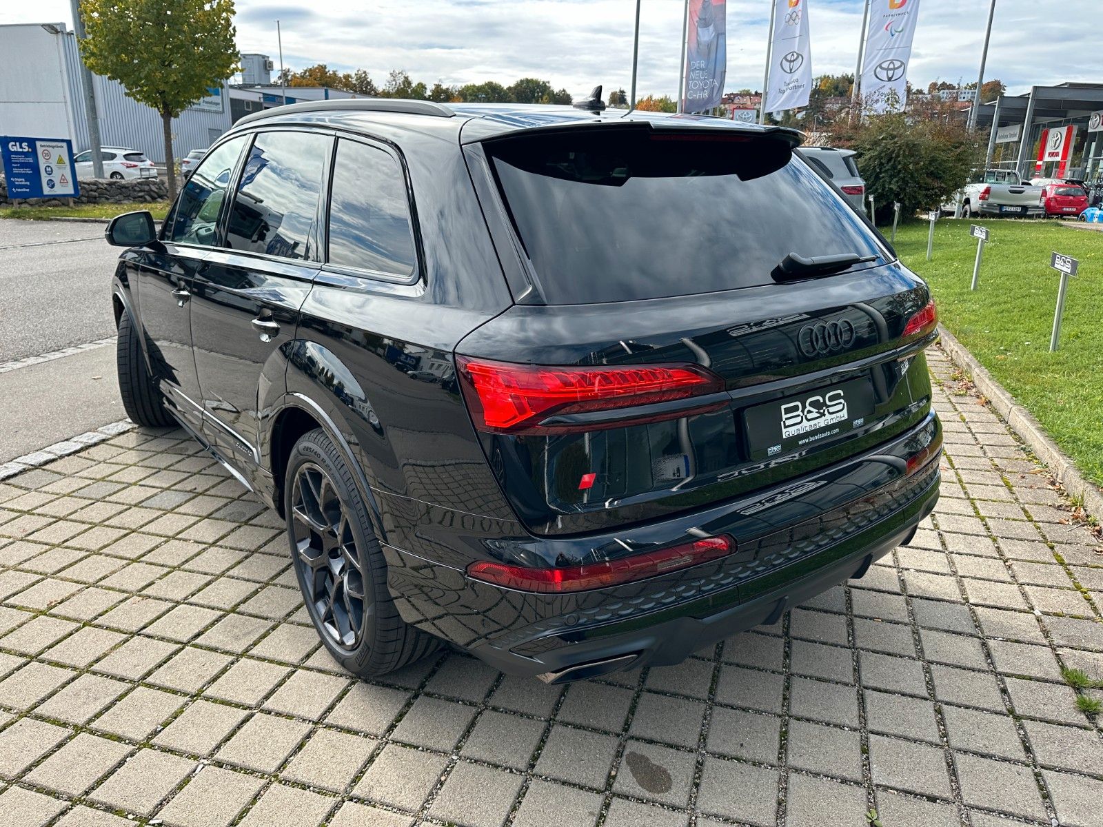 Fahrzeugabbildung Audi Q7 50TDI S line ,FACEL,ACC,PANO,B&O,MATR,LUFT,7S