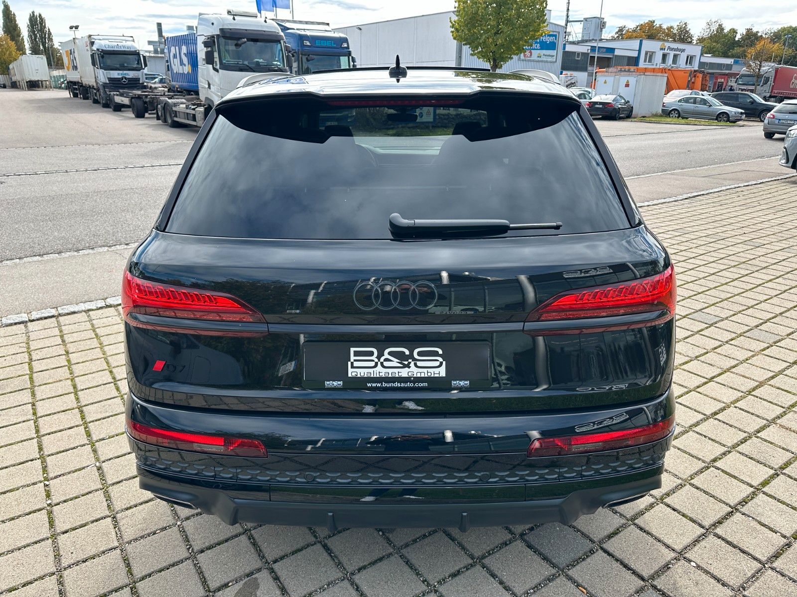 Fahrzeugabbildung Audi Q7 50TDI S line ,FACEL,ACC,PANO,B&O,MATR,LUFT,7S