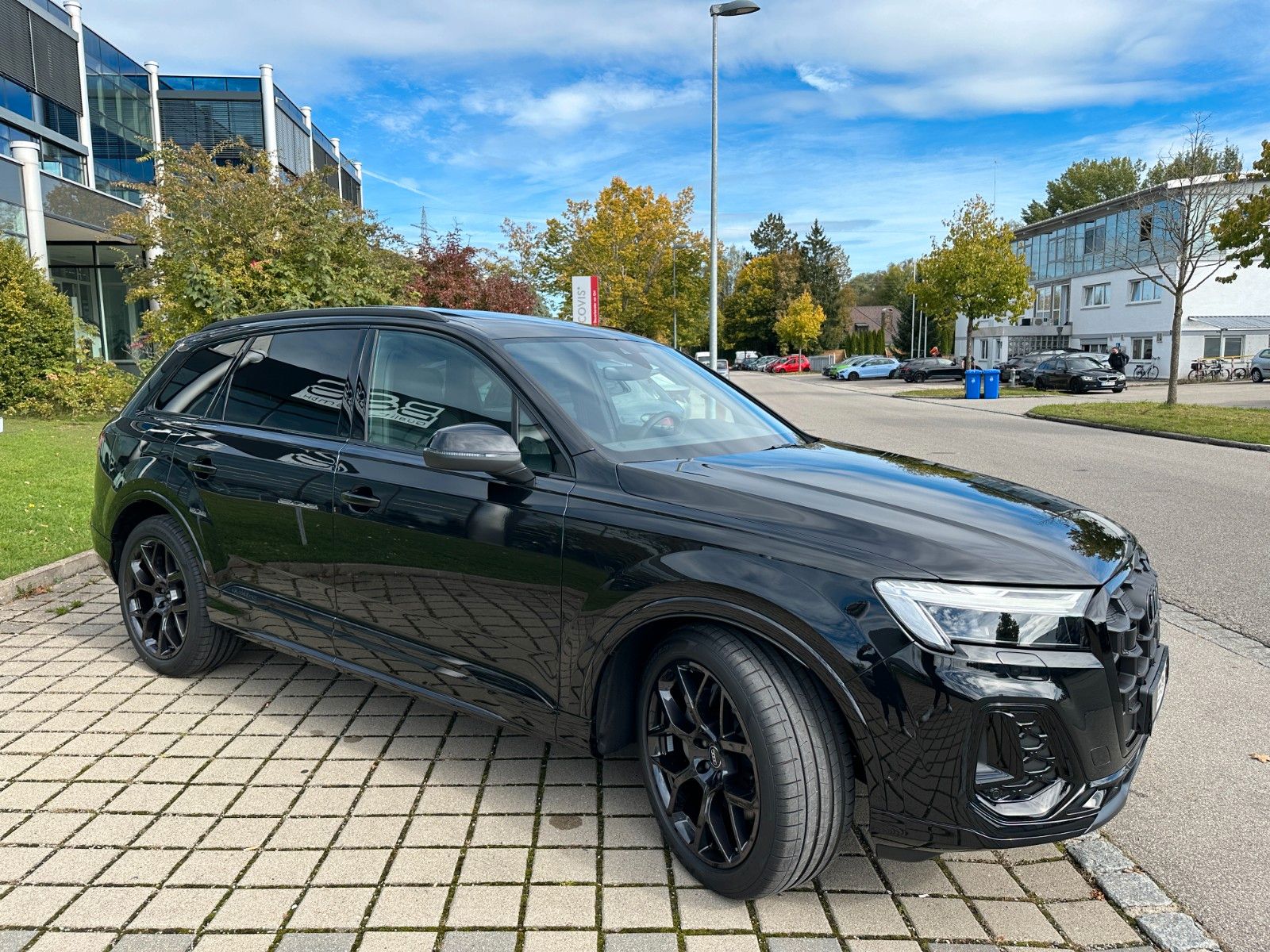 Fahrzeugabbildung Audi Q7 50TDI S line ,FACEL,ACC,PANO,B&O,MATR,LUFT,7S