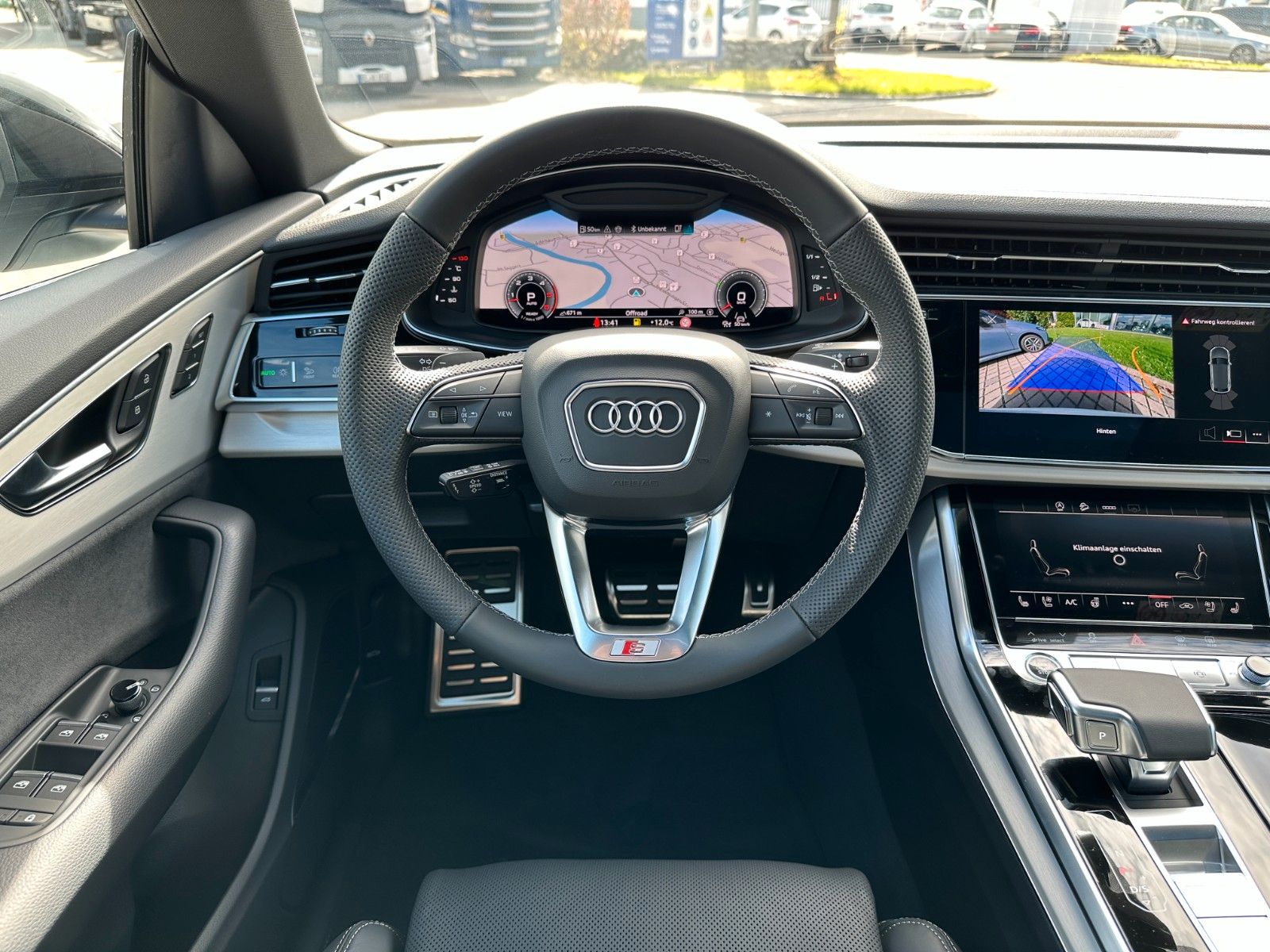 Fahrzeugabbildung Audi Q8 50 TDI quattro ACC,PANO,B&O,MATRIX,LUFT,23"..