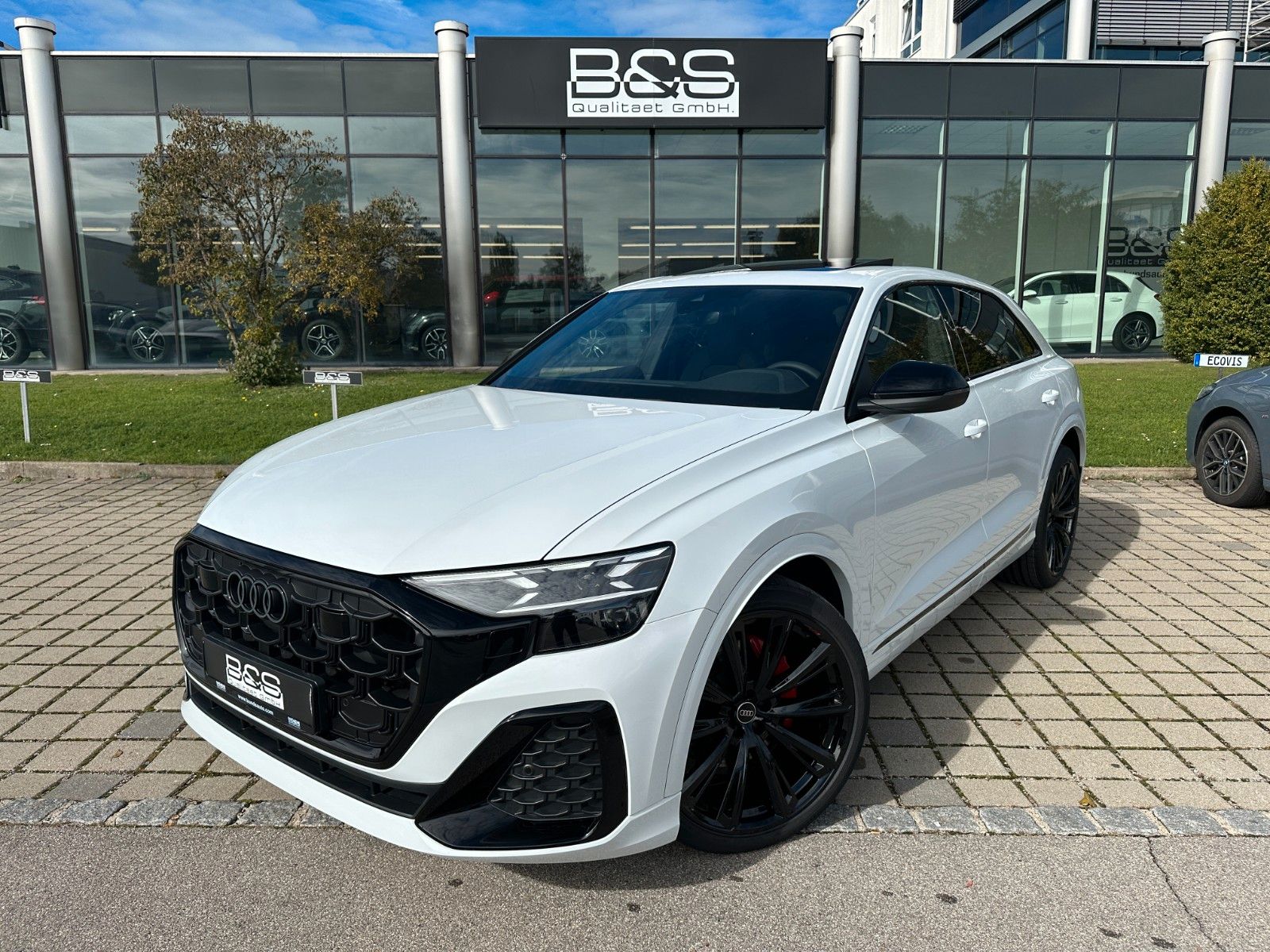 Fahrzeugabbildung Audi Q8 50 TDI quattro ACC,PANO,B&O,MATRIX,LUFT,23"..