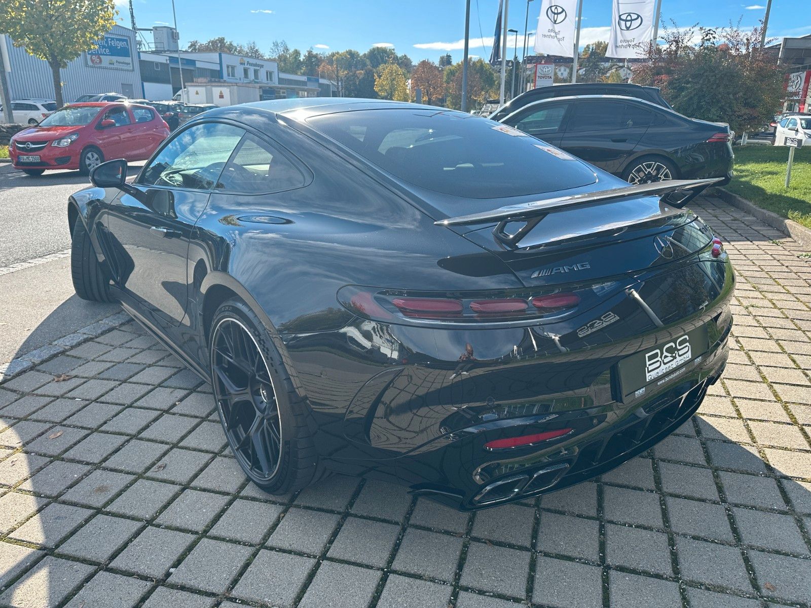 Fahrzeugabbildung Mercedes-Benz AMG GT 63 4Matic+Coupe PremiumPlus,AERO PACK