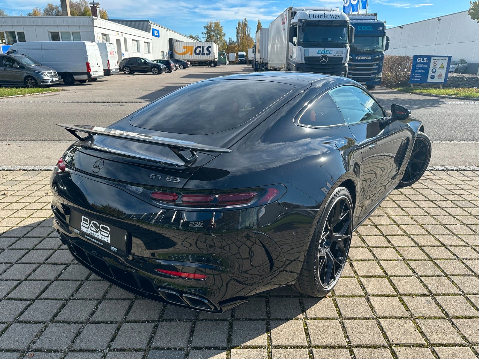 Fahrzeugabbildung Mercedes-Benz AMG GT 63 4Matic+Coupe PremiumPlus,AERO PACK