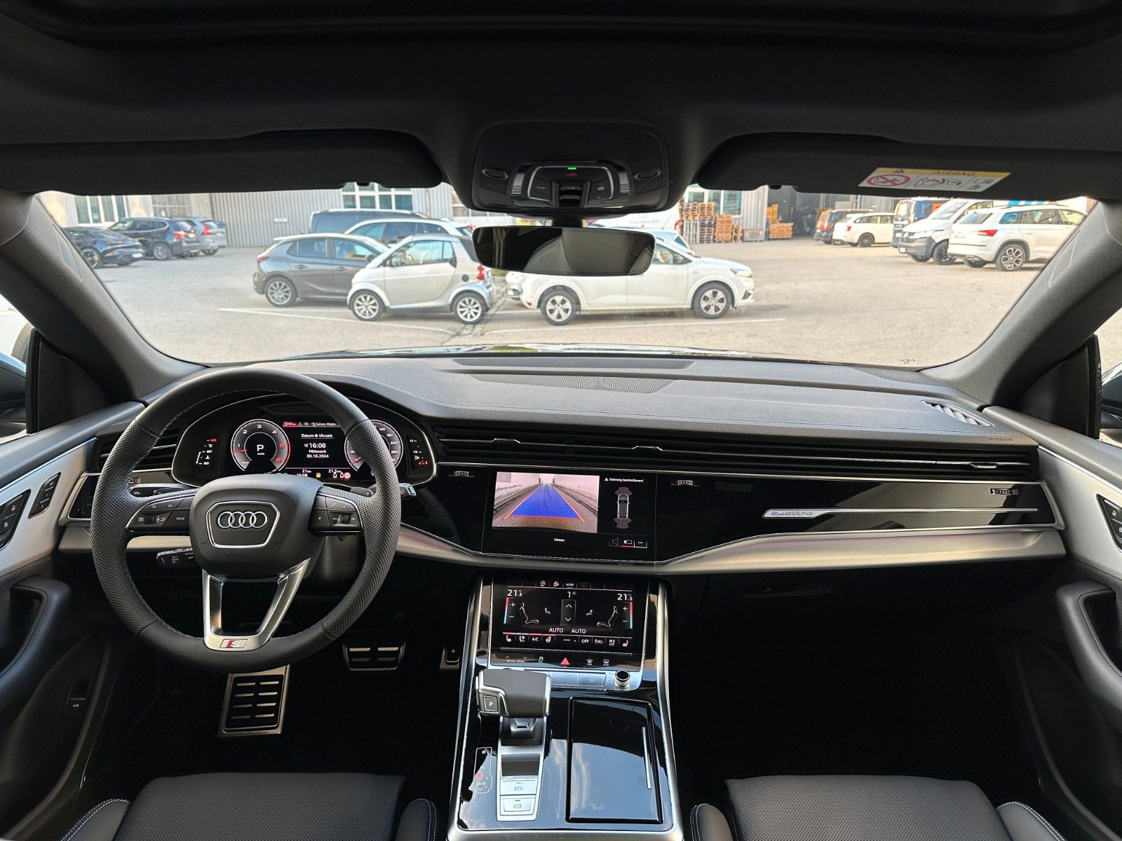 Fahrzeugabbildung Audi Q8 50 TDI quattro ACC,PANO,B&O,MATRIX,LUFT,23"