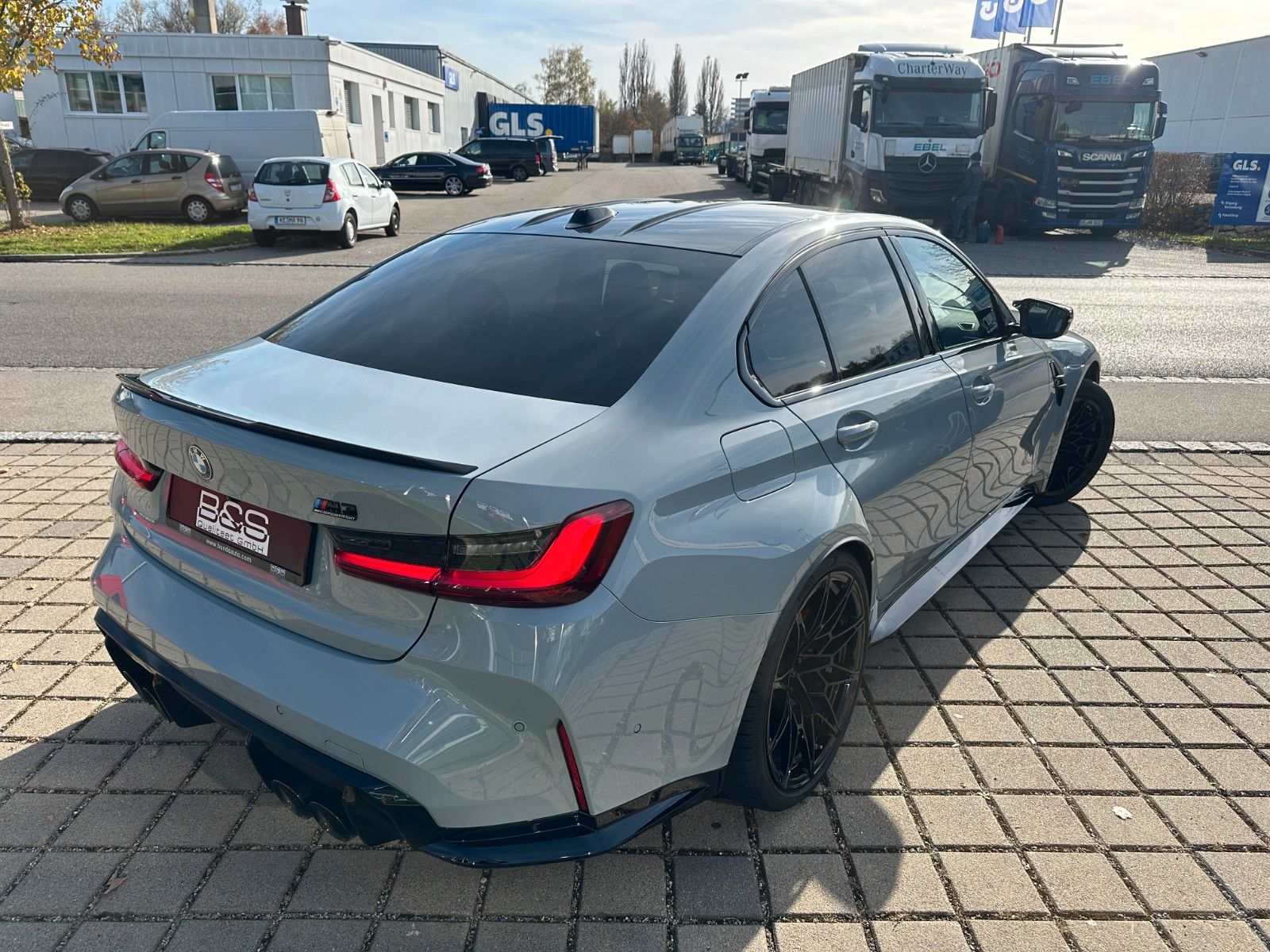 Fahrzeugabbildung BMW M3 xDrive Competition ACC,HUD,HARMAN,LASER,360..