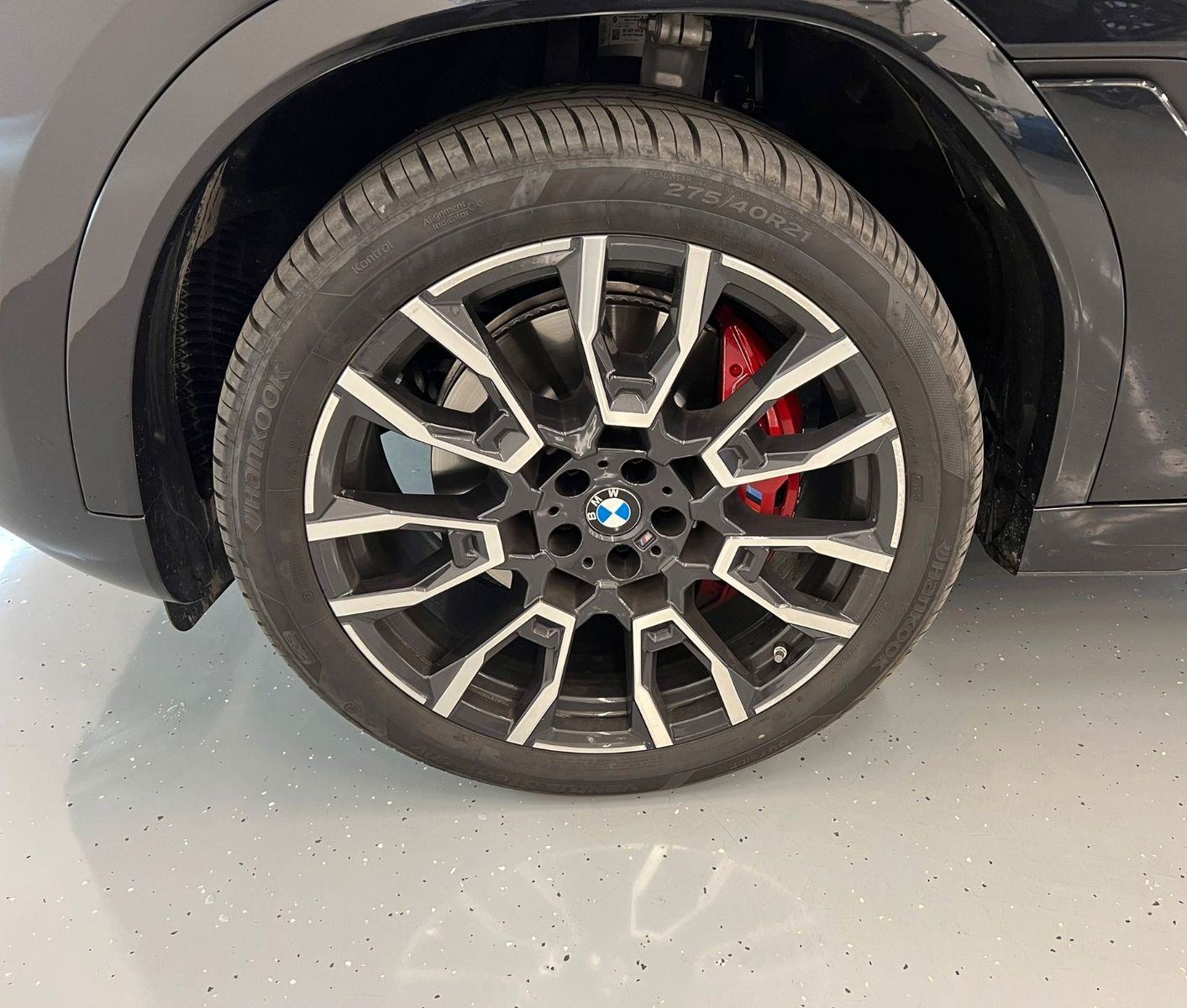 Fahrzeugabbildung BMW X6 40d xDrive MSport ACC,HUD,PANO,HARMAN,LUFT...