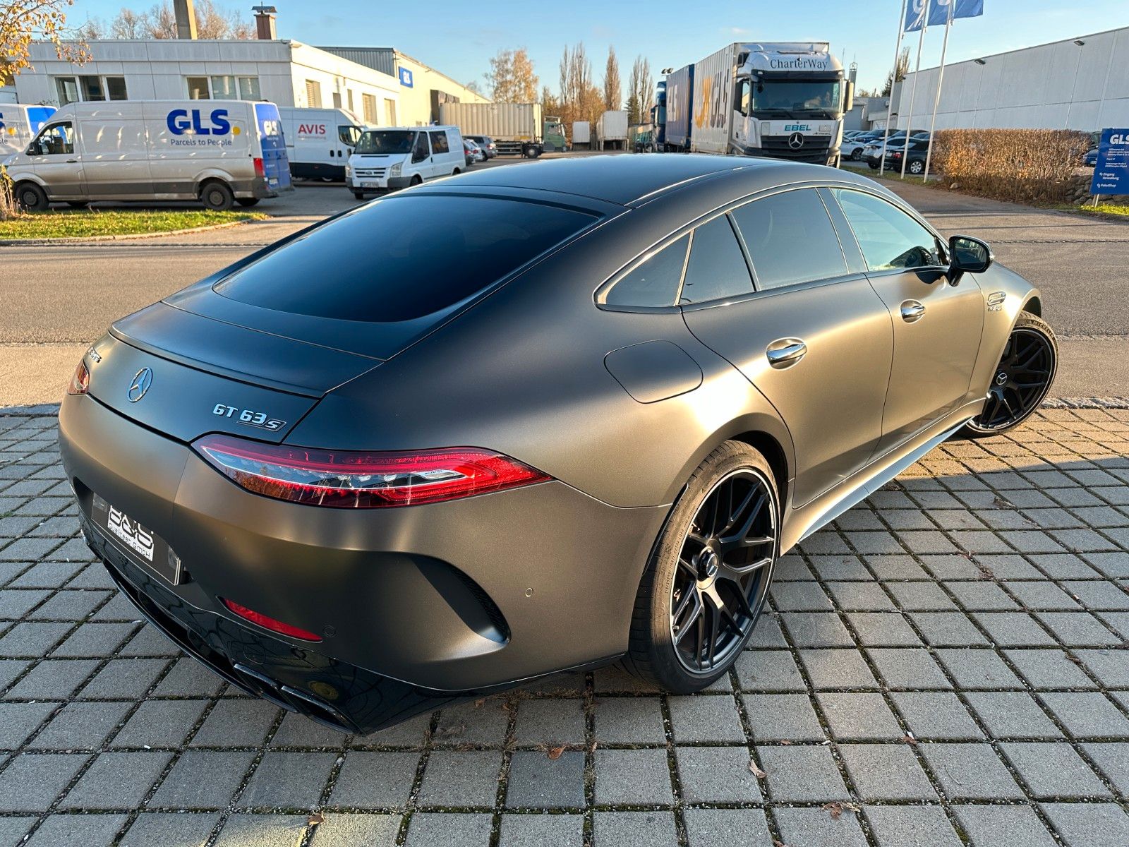 Fahrzeugabbildung Mercedes-Benz AMG GT 4-trg. 63 S 4Matic+ DISTR,HUD,MANUFAKTUR.