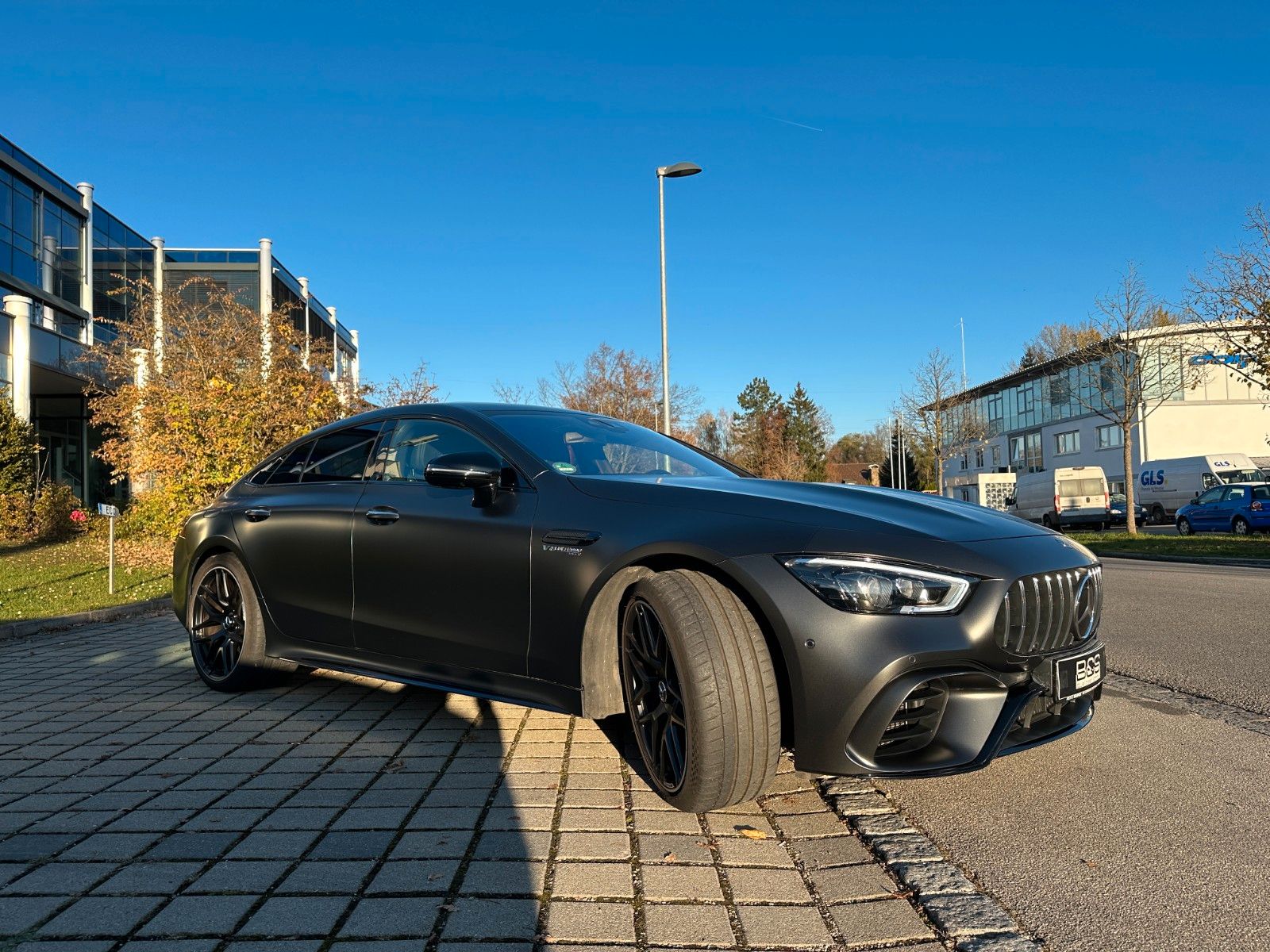 Fahrzeugabbildung Mercedes-Benz AMG GT 4-trg. 63 S 4Matic+ DISTR,HUD,MANUFAKTUR.