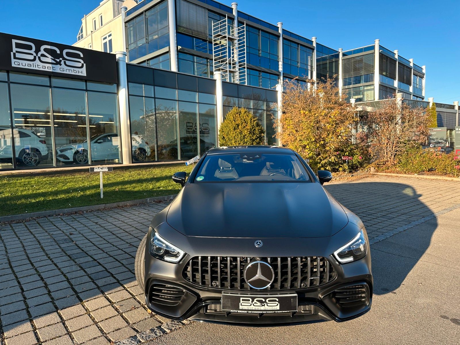 Fahrzeugabbildung Mercedes-Benz AMG GT 4-trg. 63 S 4Matic+ DISTR,HUD,MANUFAKTUR.