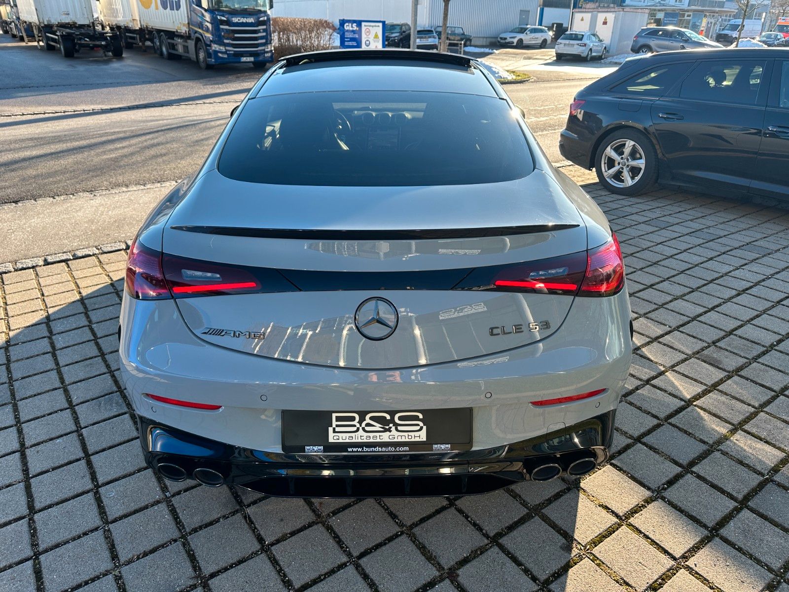 Fahrzeugabbildung Mercedes-Benz AMG CLE 53 4Matic DISTR,HUD,PANO,BURM,360,20"