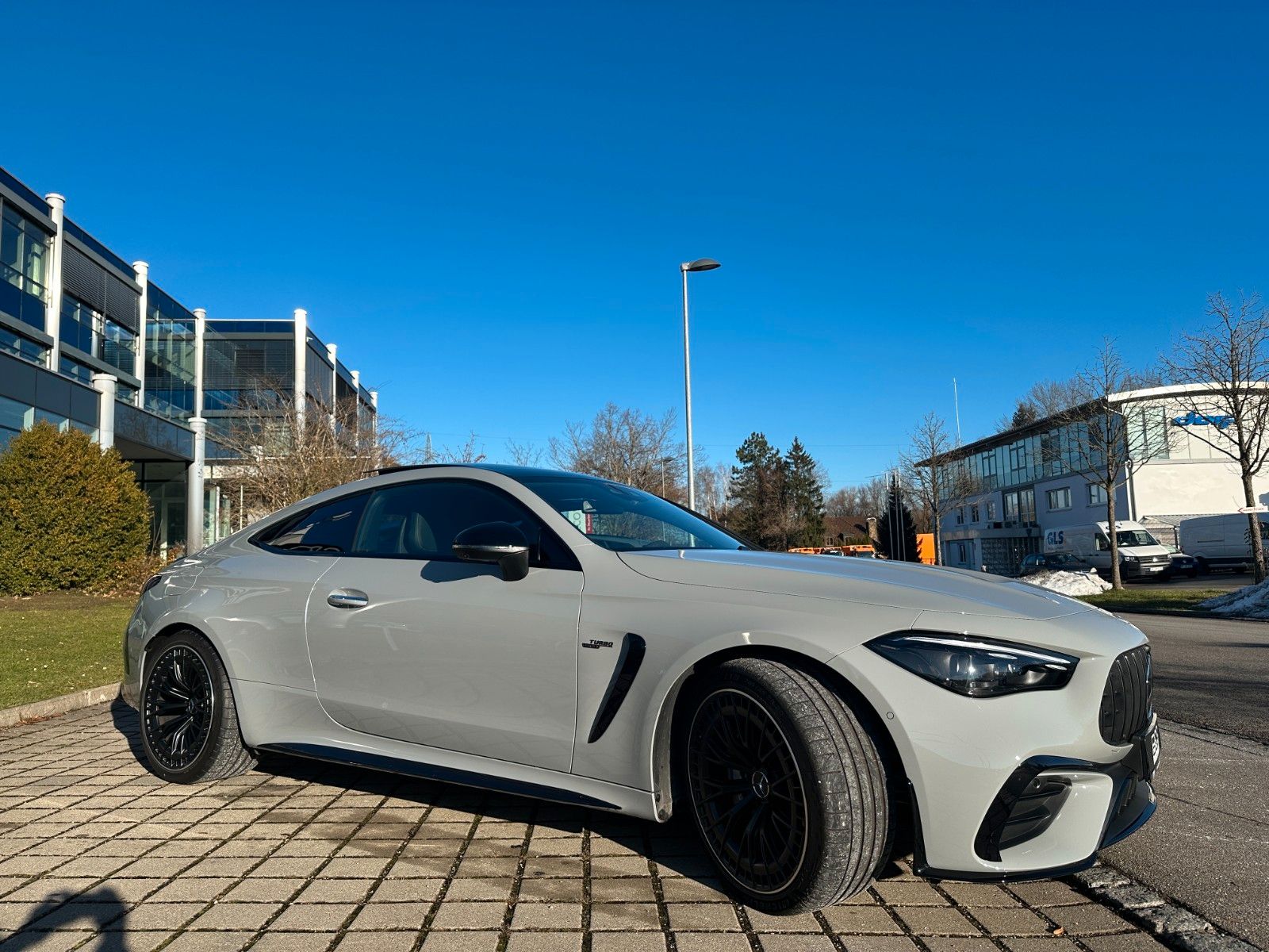 Fahrzeugabbildung Mercedes-Benz AMG CLE 53 4Matic DISTR,HUD,PANO,BURM,360,20"