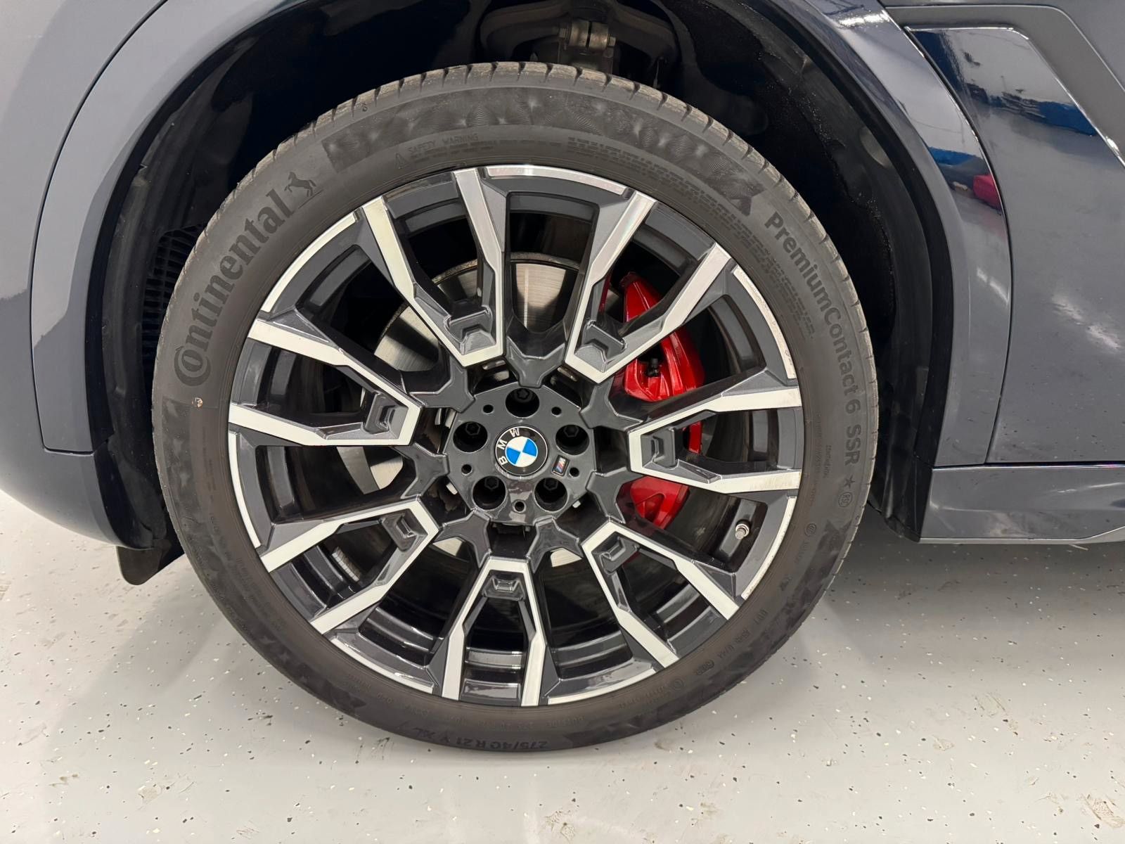 Fahrzeugabbildung BMW X6 30d xDrive MSport ACC,HUD,PANO,HARMAN,LUFT