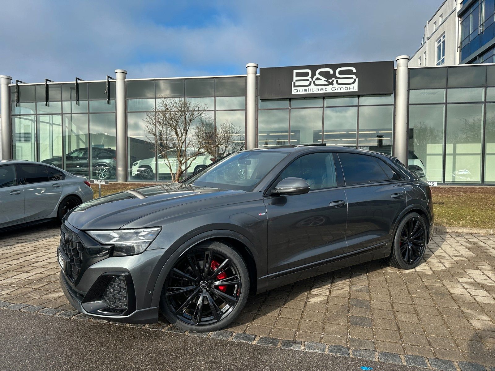 Fahrzeugabbildung Audi Q8 50 TDI quattro ACC,HUD,PANO,B&O,LUFT,23",360.