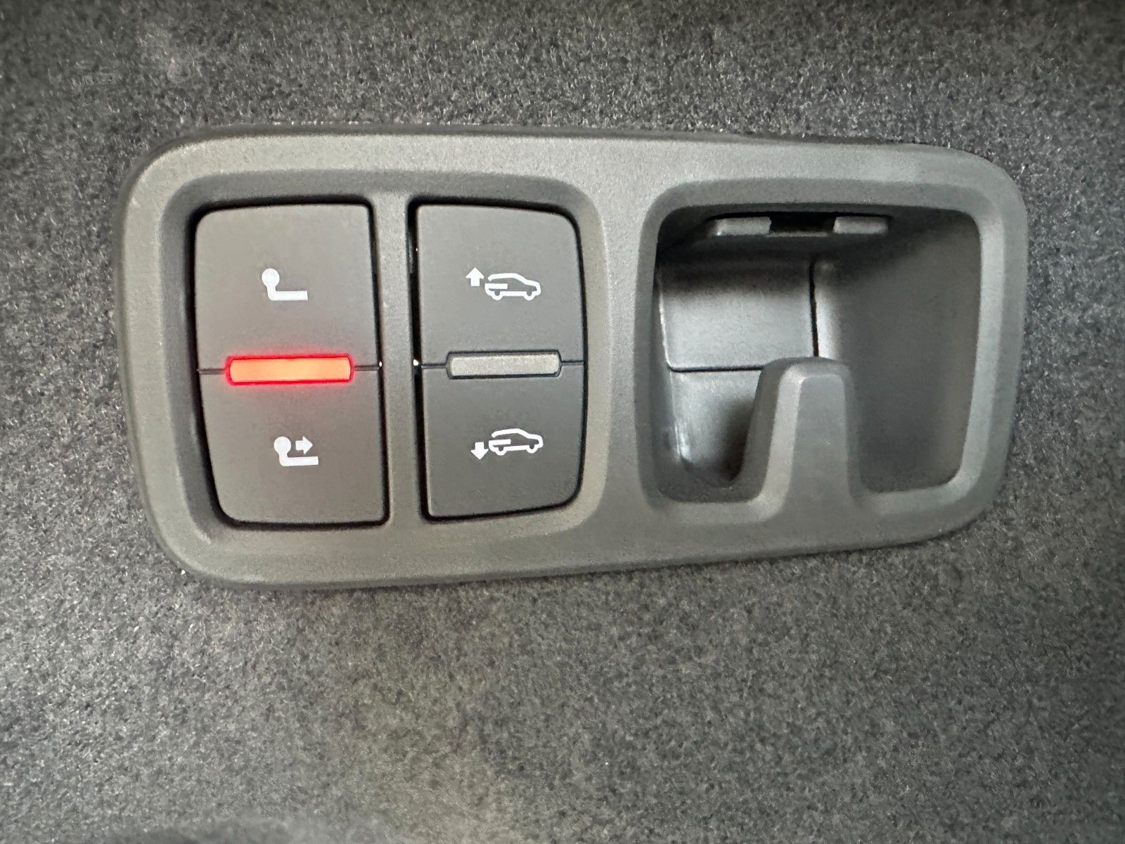 Fahrzeugabbildung Audi Q8 50 TDI quattro ACC,HUD,PANO,B&O,MATRIX,LUFT..