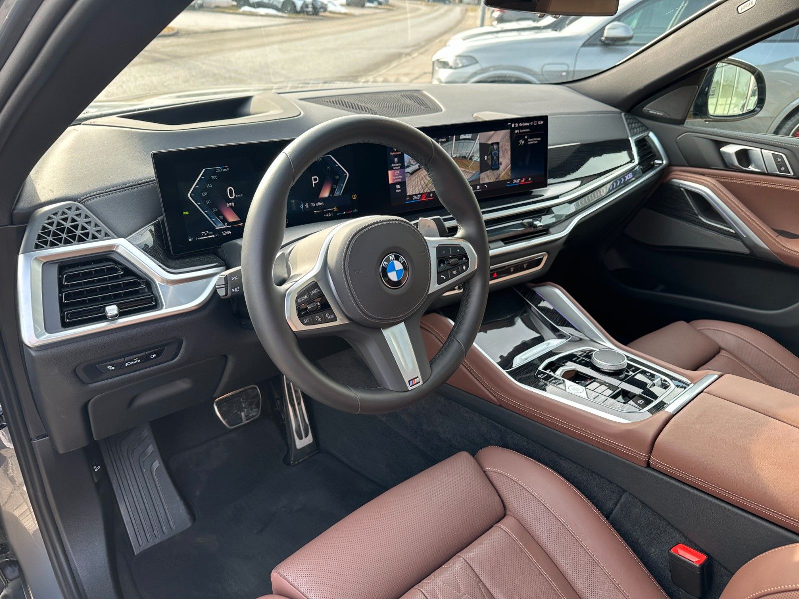 Fahrzeugabbildung BMW X6 40d xDrive MSport ACC,HUD,PANO,HARMAN,LUFT,