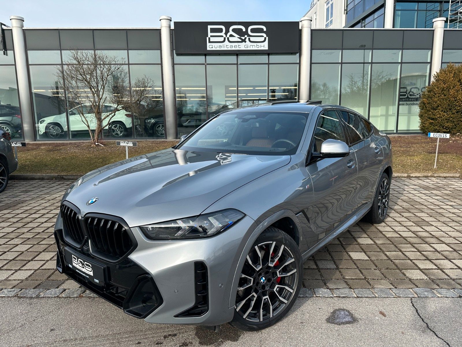 Fahrzeugabbildung BMW X6 40d xDrive MSport ACC,HUD,PANO,HARMAN,LUFT,