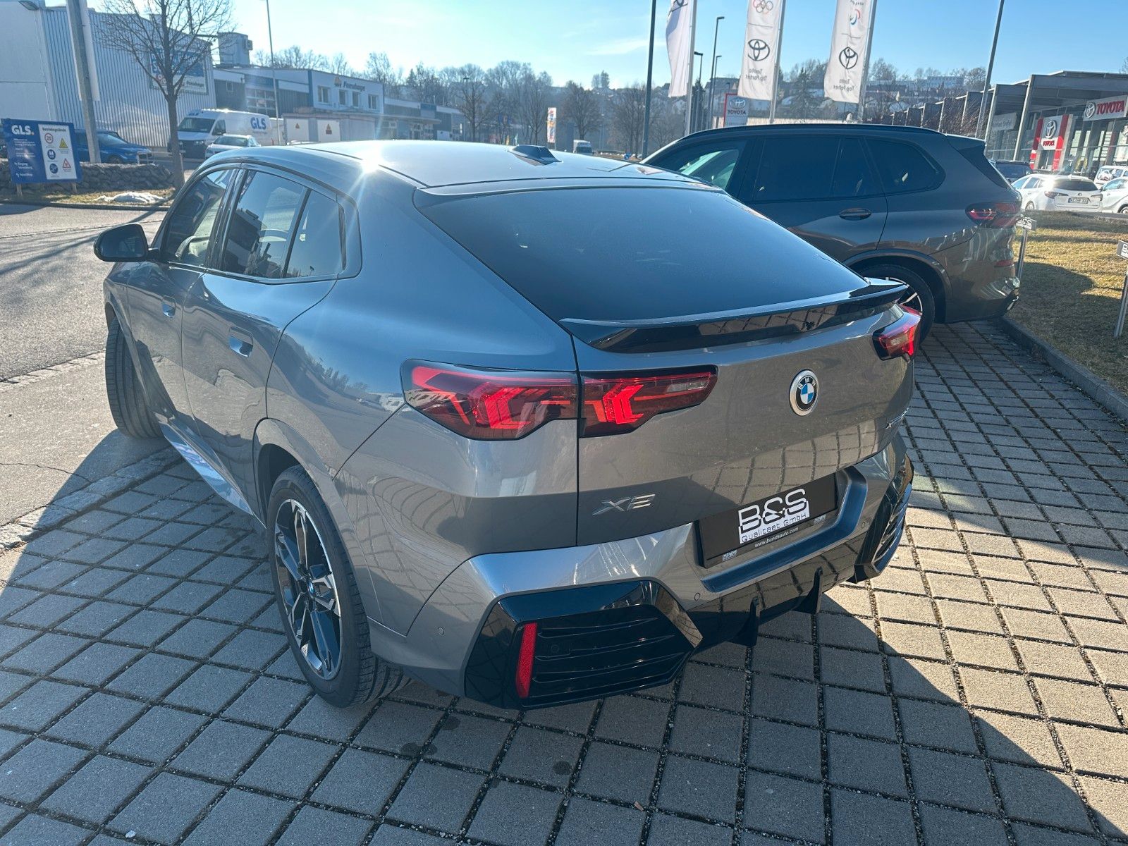 Fahrzeugabbildung BMW X2 20d xDrive MSport ACC,HARMAN,AHK.....