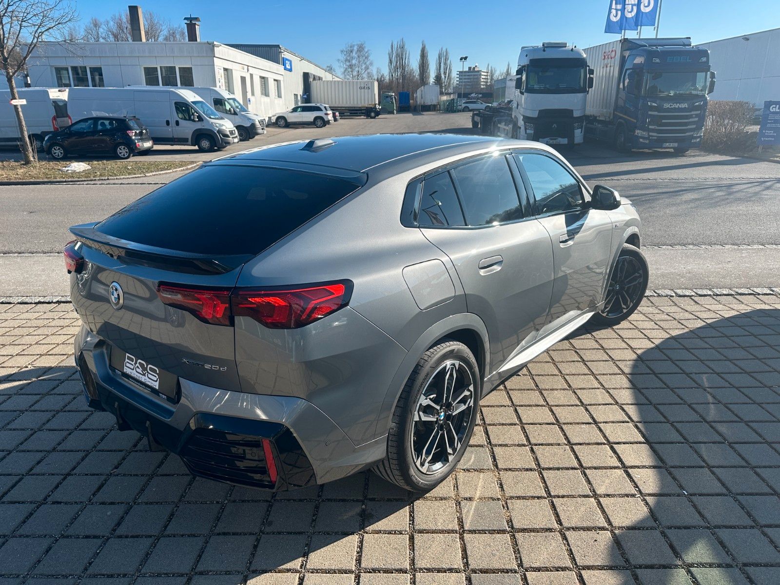 Fahrzeugabbildung BMW X2 20d xDrive MSport ACC,HARMAN,AHK.....