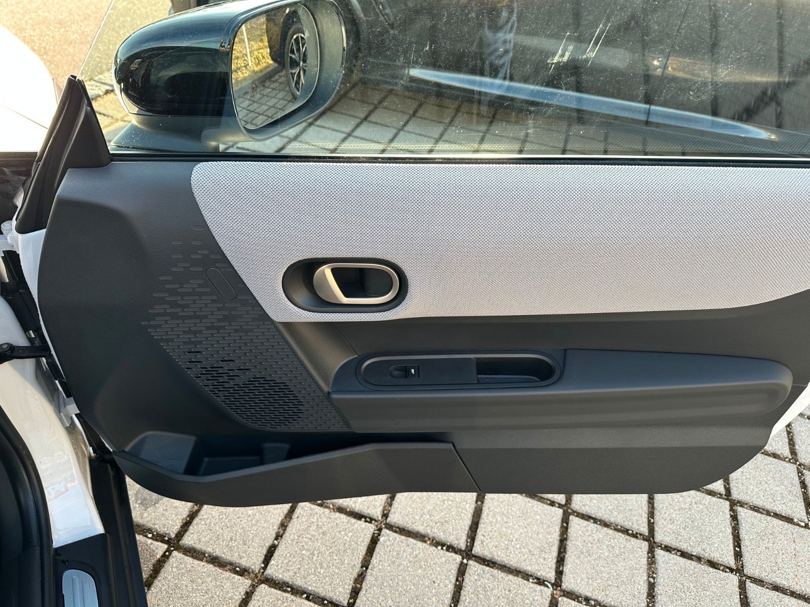 Fahrzeugabbildung MINI Cooper S Favoured Trim ACC,HUD,PANO,HARMAN,360..