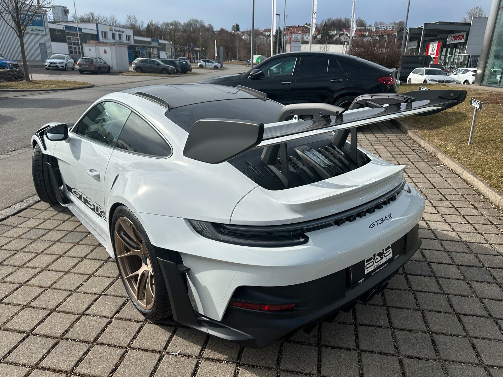 Fahrzeugabbildung Porsche 911 992 GT3 RS Weissach-Pack,Keramik,Matrix,Bose