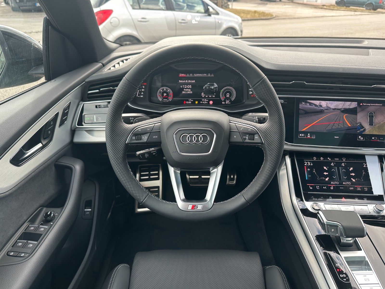 Fahrzeugabbildung Audi Q8 50 TDI quattro ACC,HUD,PANO,B&O,LUFT,MATRIX..