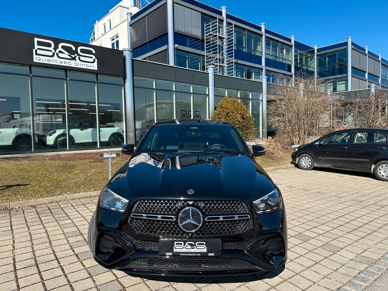 Fahrzeugabbildung Mercedes-Benz GLE450d 4Matic Coupe DISTR,HUD,PANO,BURM,LUFT